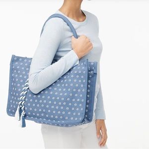 Structured tote bag